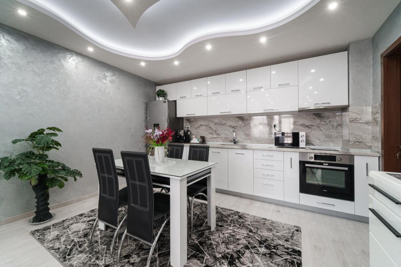 City Apartments - A Brand New Luxury & Comfy 2 Асеновград Екстериор снимка
